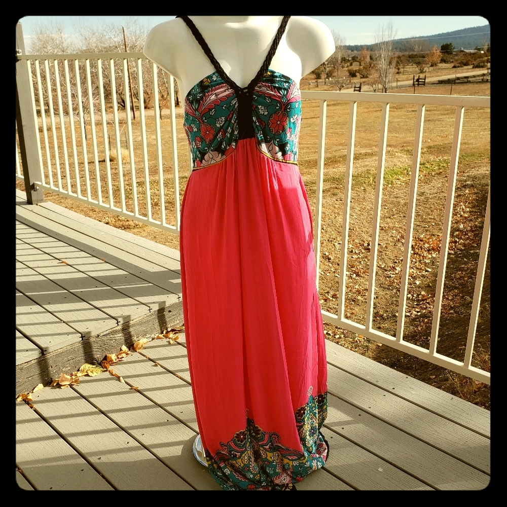 🌺 Maxi Dress 🌺